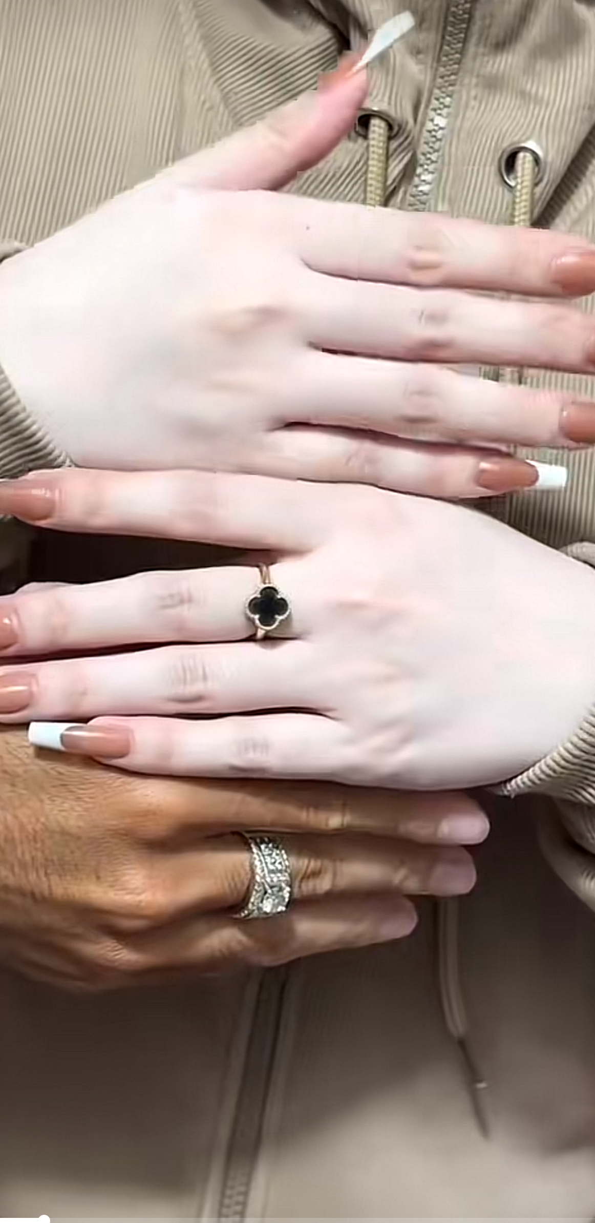 Glow and White Cream for hand and feet whitening (no mercury, no steroid)